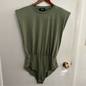 Cider Bodysuit Womens M Green Padded Shoulders NWT